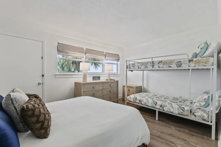 Surfside 219