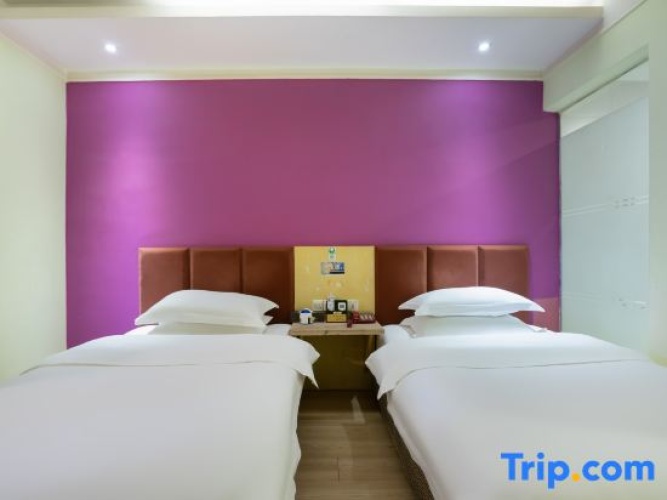 Economy Twin room