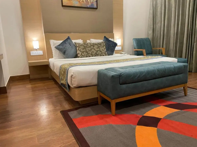 Sk Klyde Grand Hotel