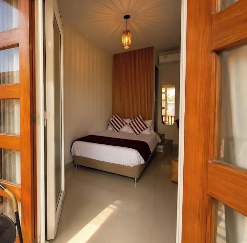 Standard Double room with balcony and with city view