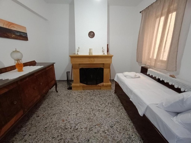3 Bedrooms Apartment