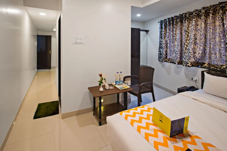 FabHotel Chetan Executive Hadapsar