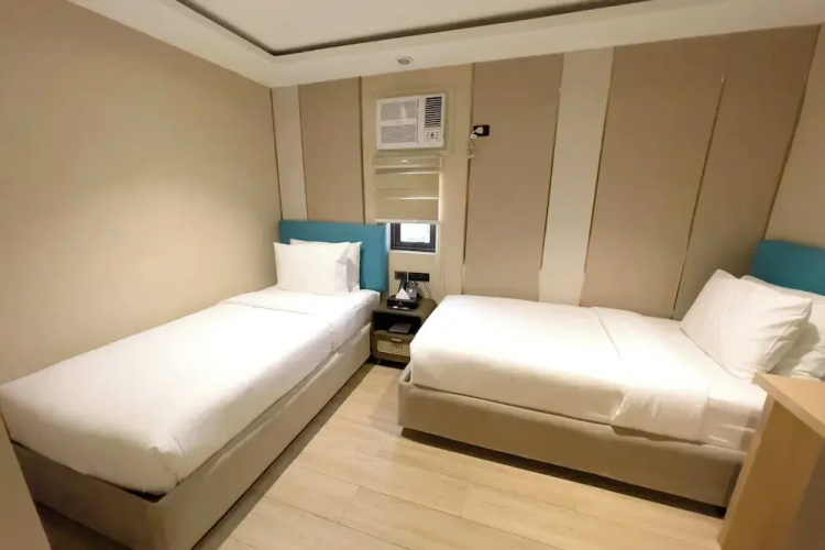 Sunday Belajandro Hotel