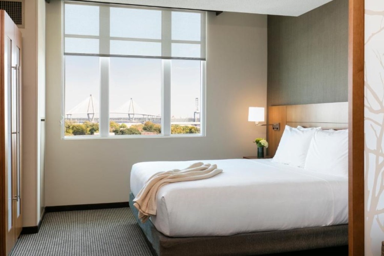 High Floor Double Room (With Sofa Bed)