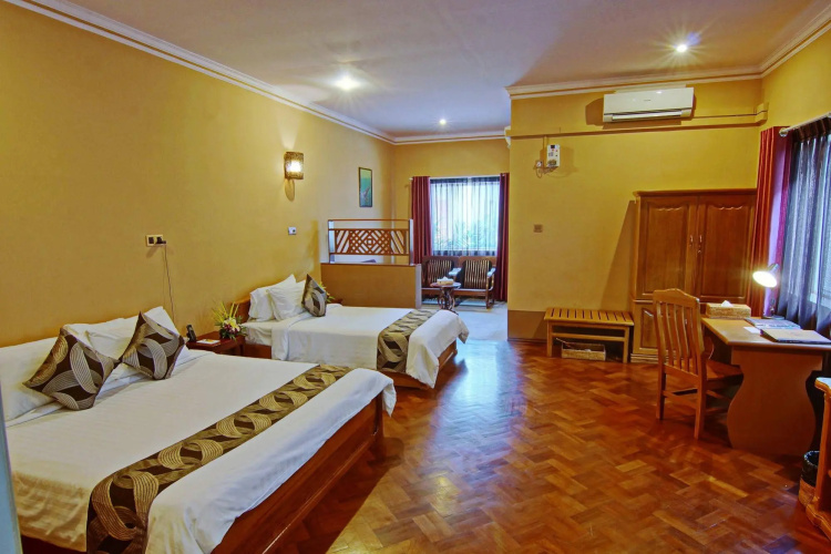 Triumph Hotel