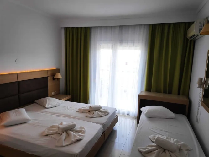 Triple room