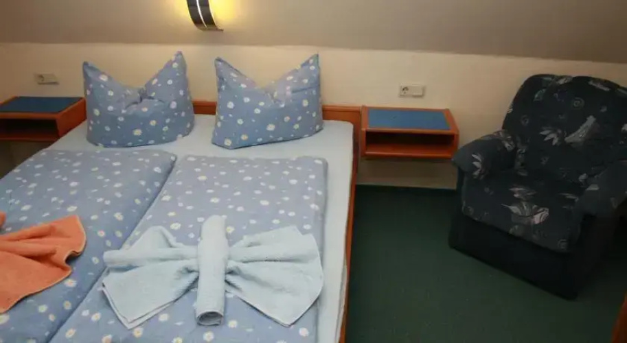 Gaststätte u. Pension Zur Boje
