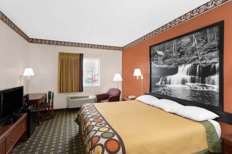 Super 8 Athens