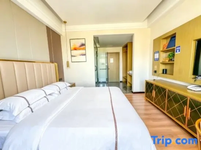 Standard Double room with river view