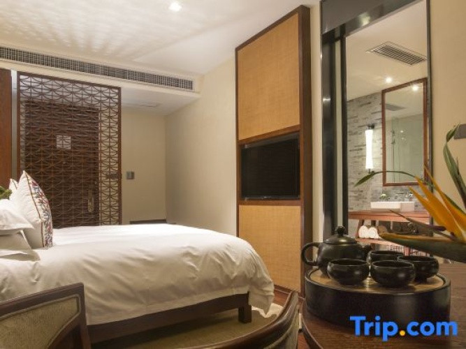 Standard Double room with river view