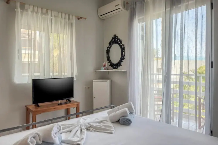 Alisahni Home 1
