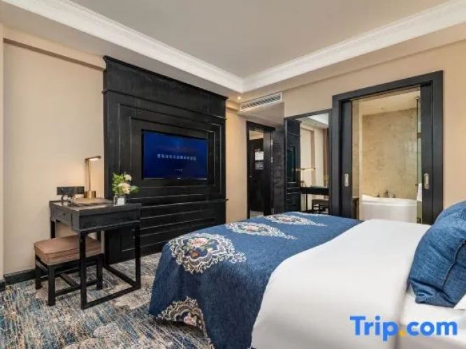 Deluxe Family Suite