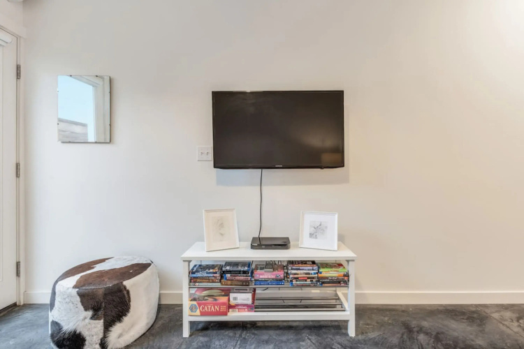 2BR 2BA The Ballard Modish Seattle Location With Rooftop View