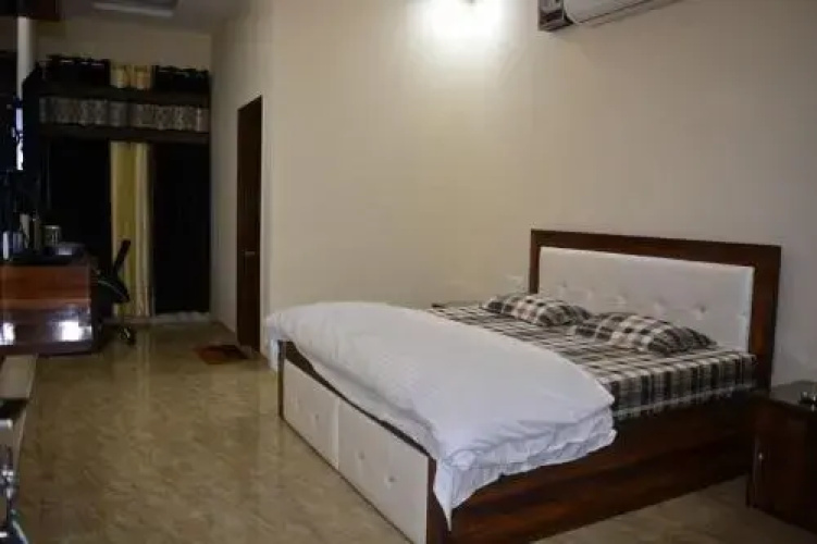 Shivam Lodge
