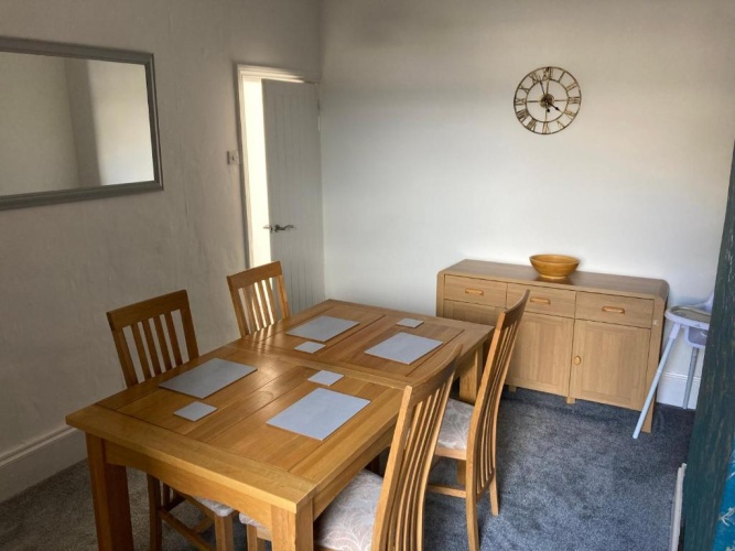 2 Bedrooms Cottage
