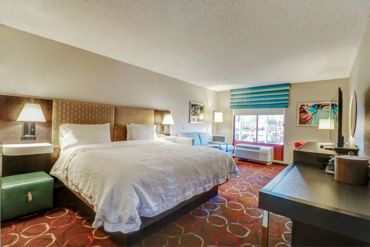 Hampton Inn Tropicana