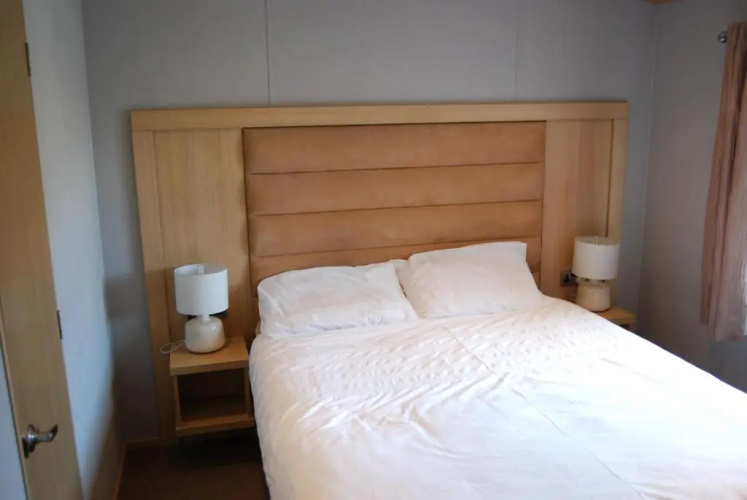33 Solent Village