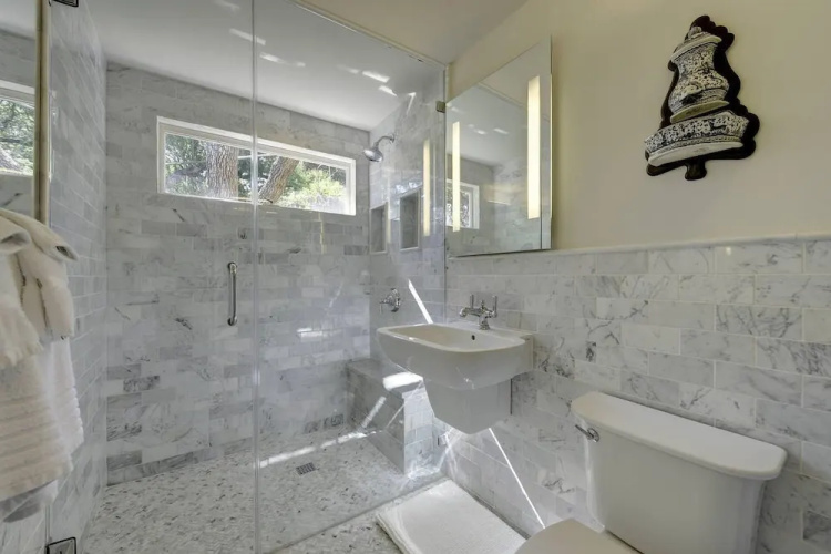 Modern Charm