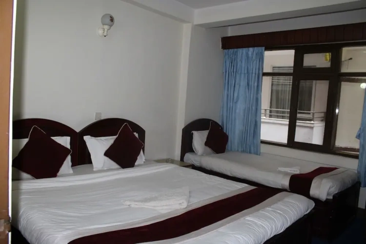 Deluxe Triple room