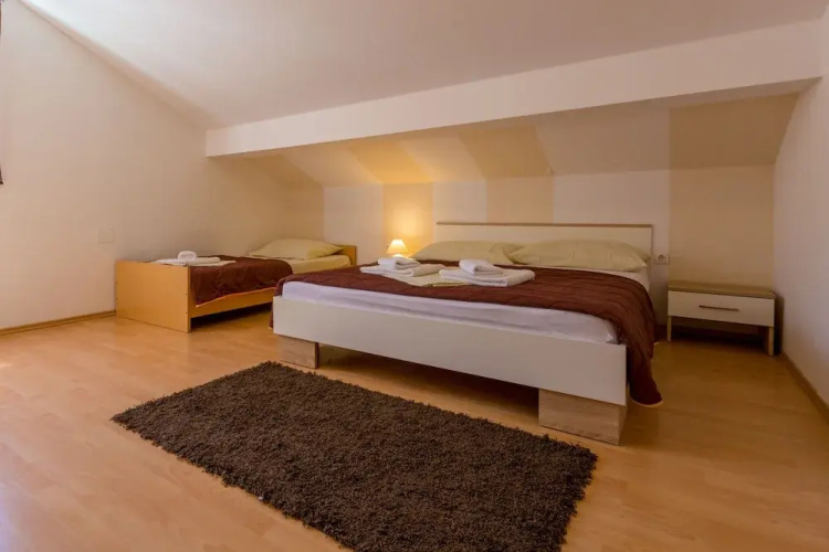 Apartment LINDA