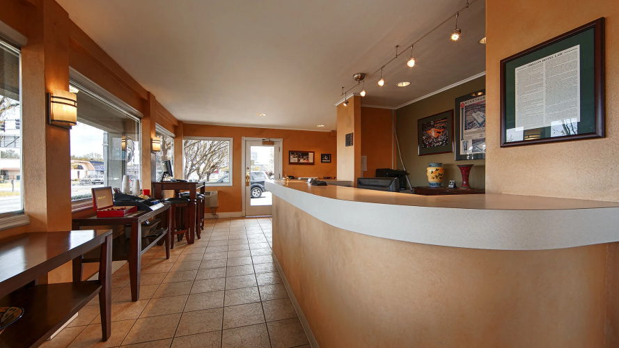 Campus Inn & Suites Eugene Downtown