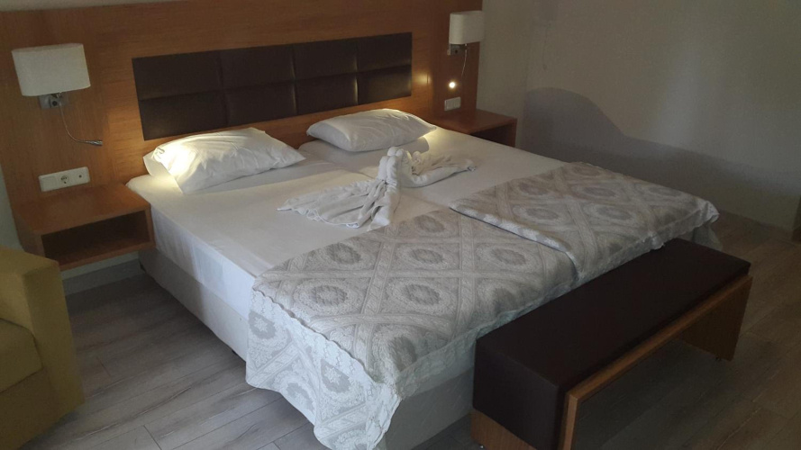 Begonville Hotel