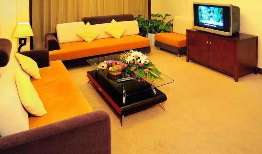 Jade Crystal Hotel