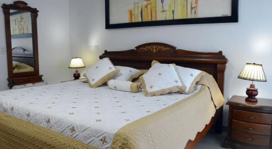Hotel Napoles