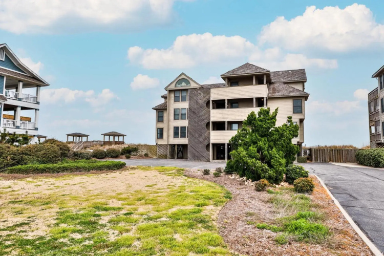 SCR3B - Scrimshaw Penthouse
