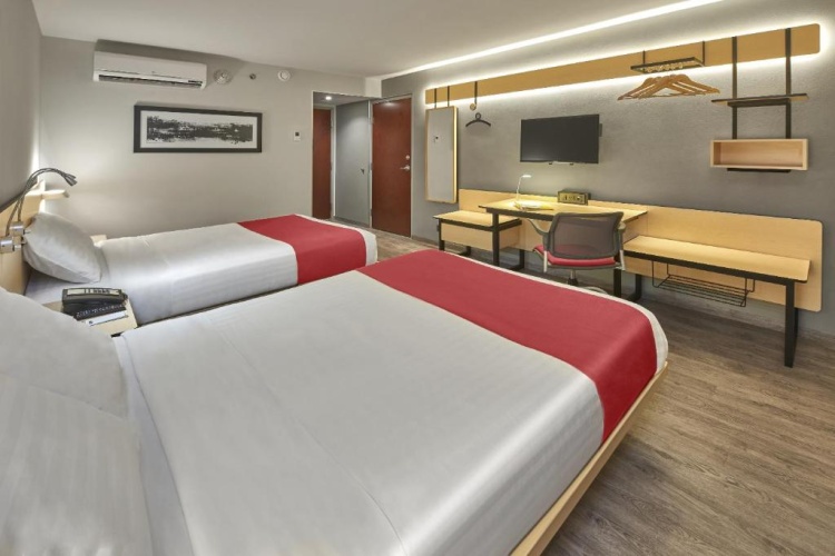Standard Quadruple room