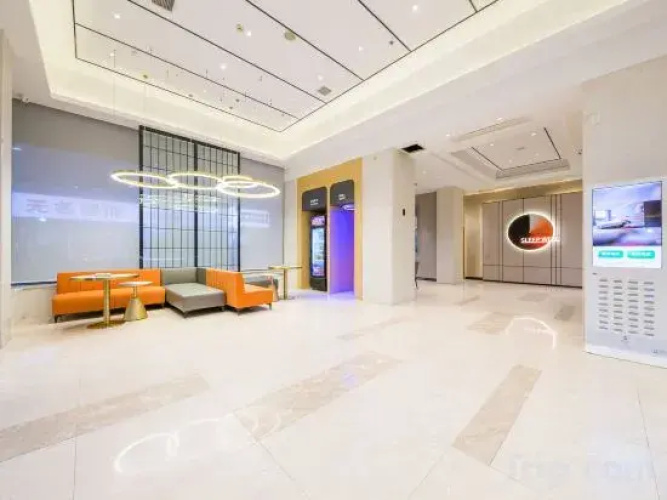 City Comfort Inn