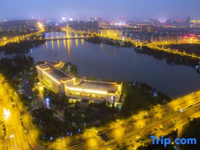 Shazhou Lake Hotel