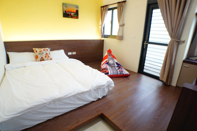 Warm B&B
