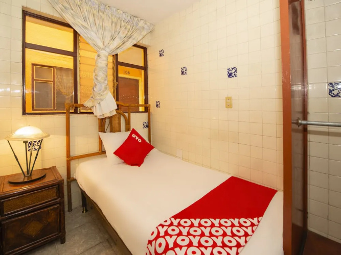 Hotel El Meson De La Luna