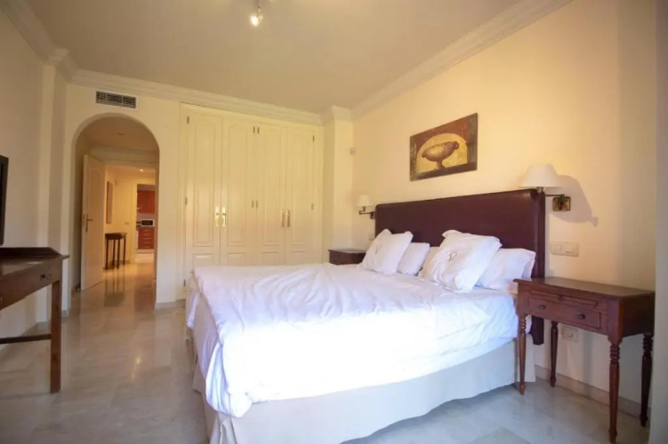 Beautiful apartment in Vasari Puerto Banus