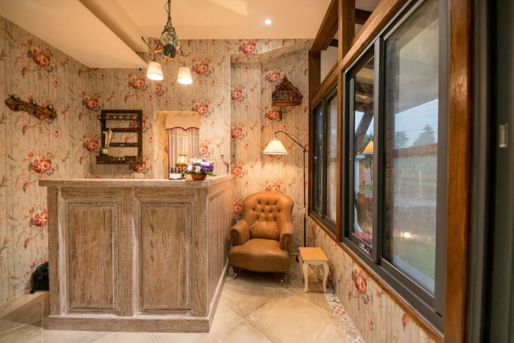 R&J GuestHouse