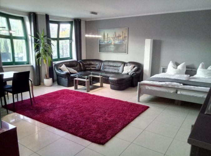 Deluxe Apartment