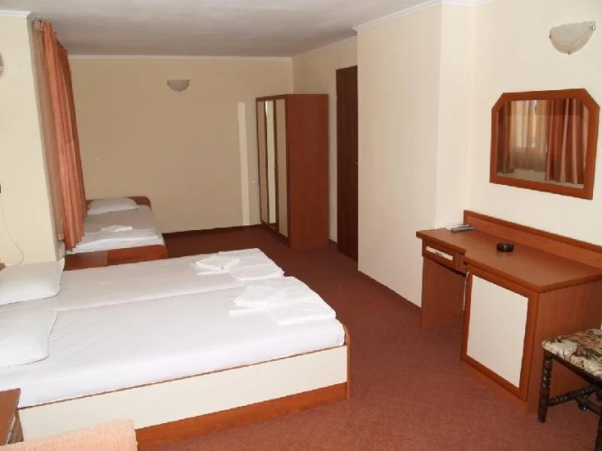 Elinor Guest House
