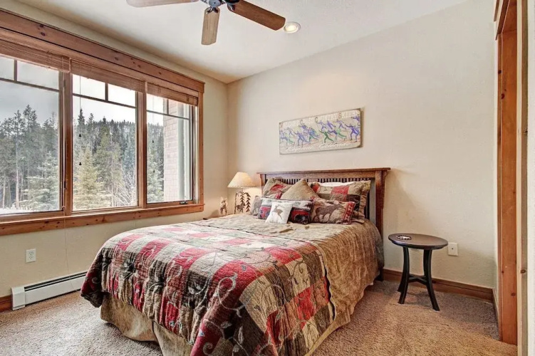 6526 Settlers Creek by RedAwning