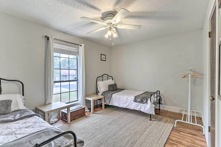 3 Bedrooms Cottage
