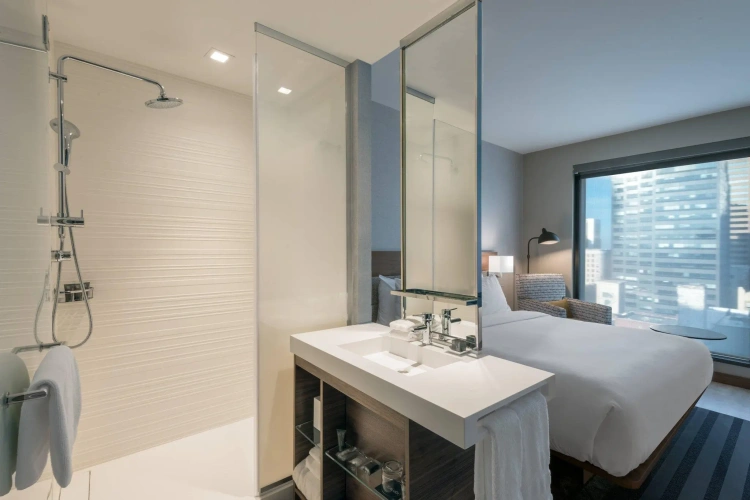 Classic Double room with city view