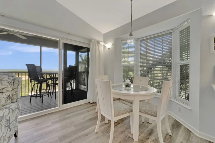 Beach One Bedroom Villa by RedAwning
