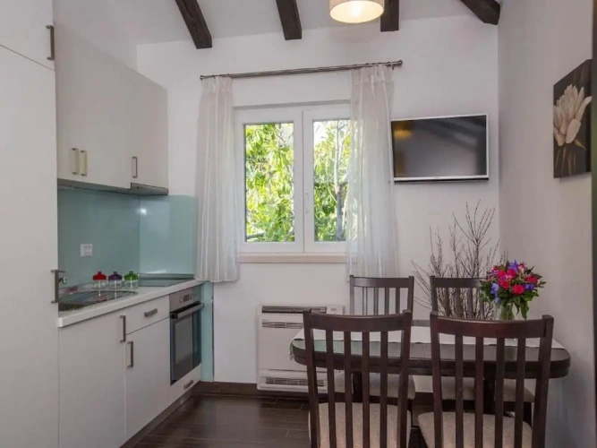 1 Bedroom Deluxe Apartment