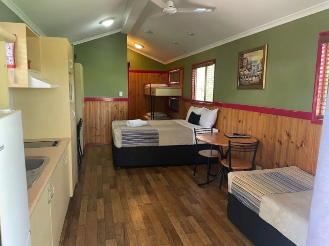 Aussie Outback Oasis