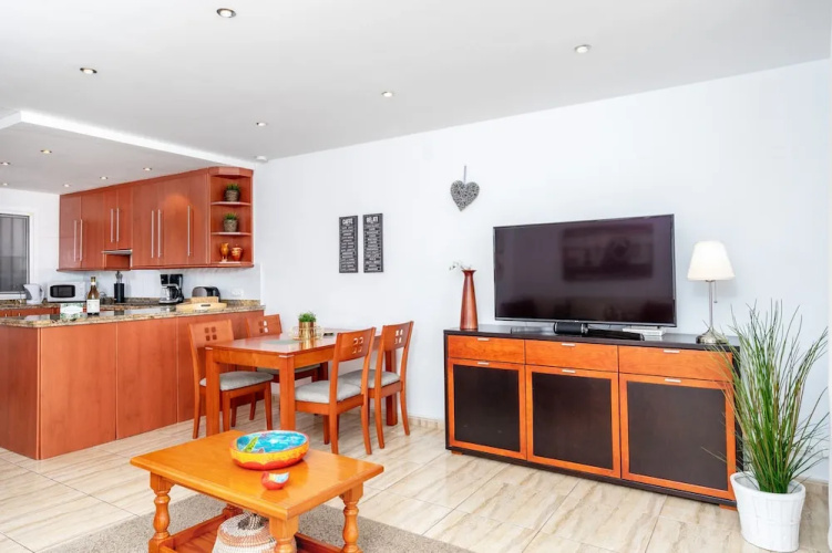 Wonderful Apartment in Ground Plan Ref 94