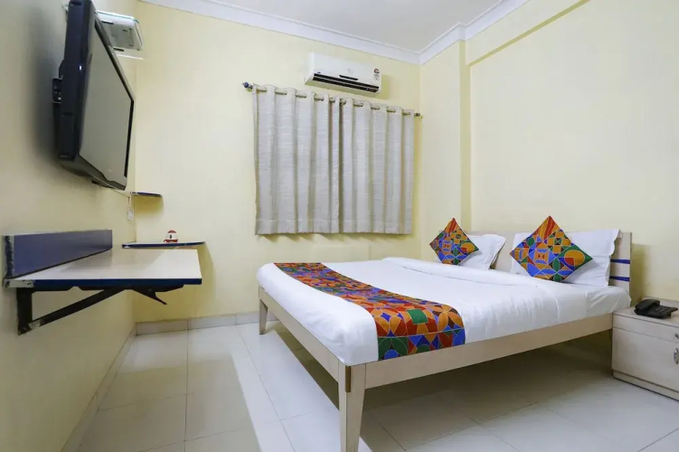 FabHotel de Rajnigandha
