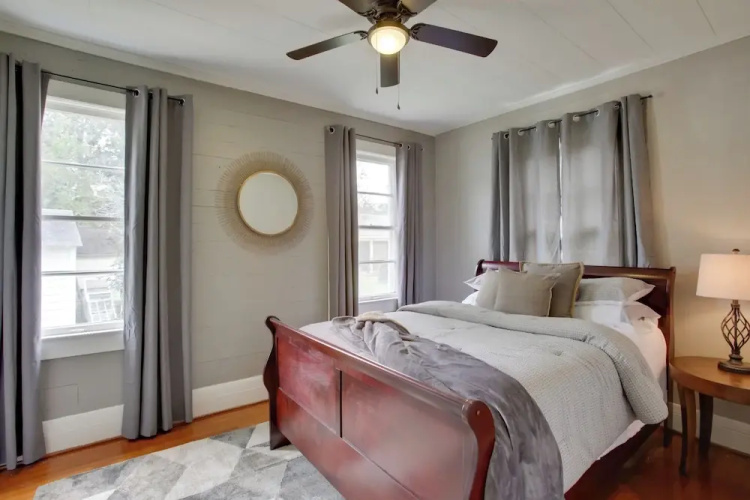 Charming Cottage w/ Mississippi River Views!