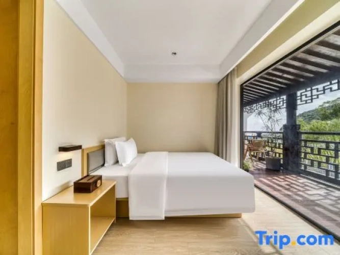 Deluxe Suite with sea view