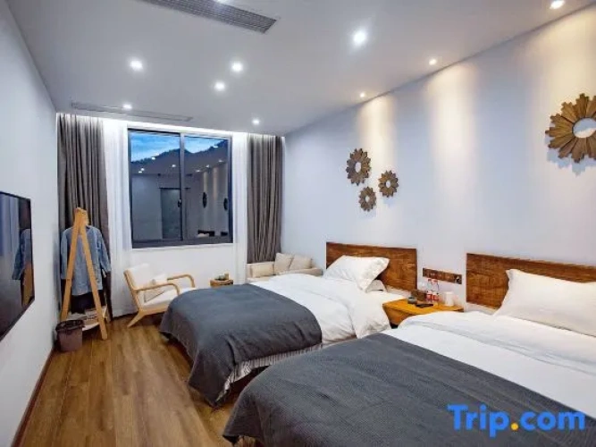 Standard Double room with river view
