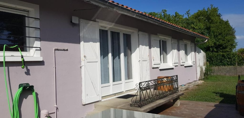 2 Bedrooms Cottage